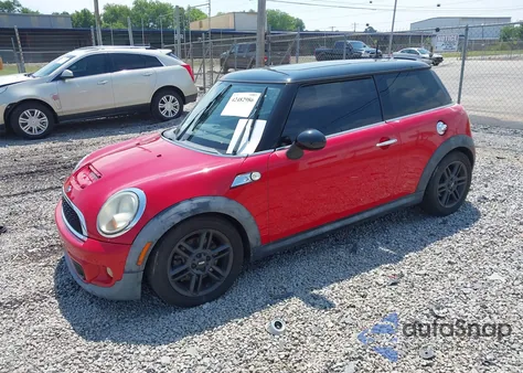 2011 Mini Cooper S из США, поврежденный, VIN WMWSV3C56BTY20584